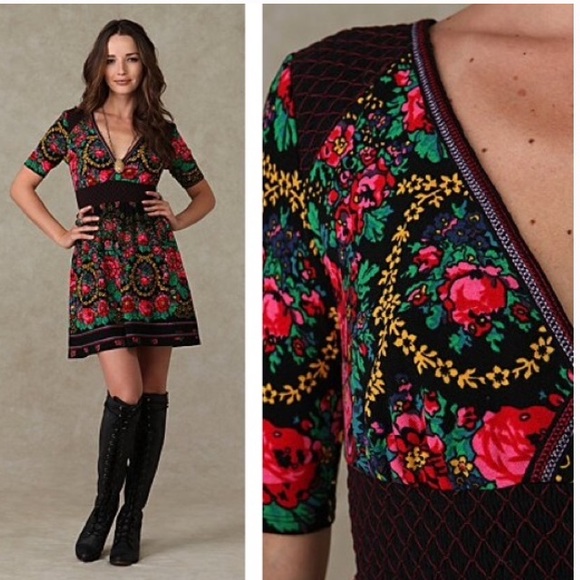 Free People Dresses & Skirts - Free People Floral Smocked Dress